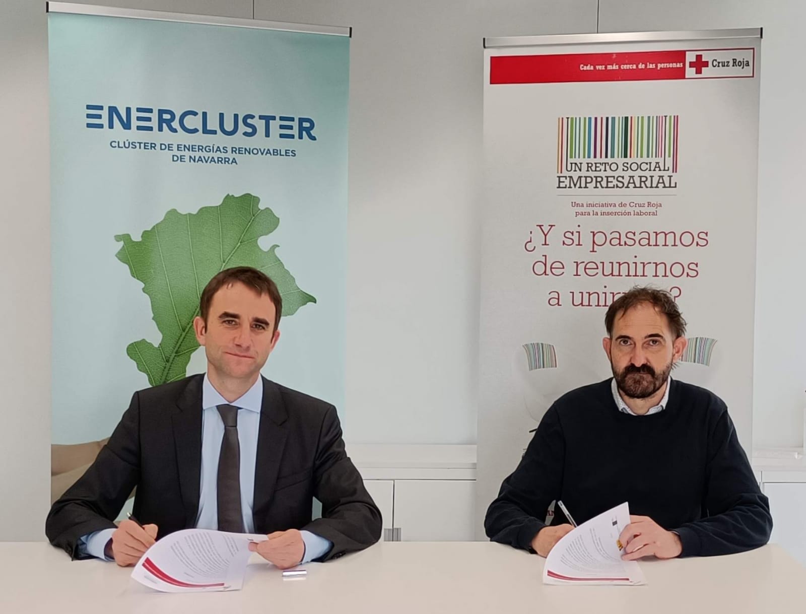Enercluster y Cruz Roja Navarra firman un convenio de colaboración en materia de empleo e inserción laboral