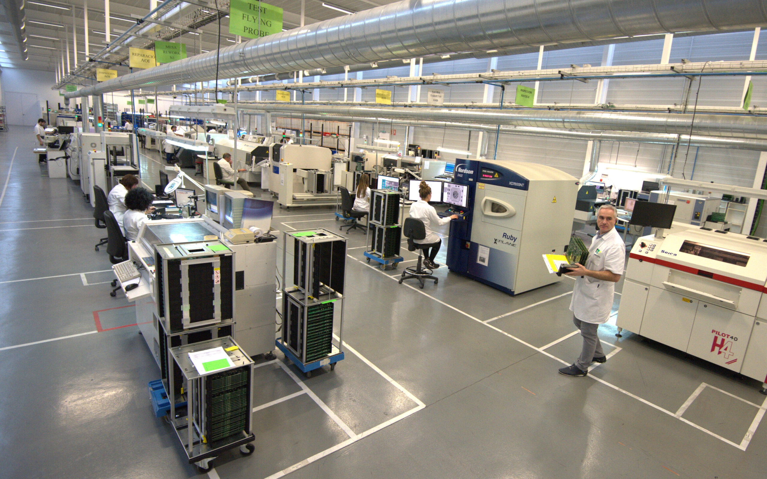 Falcón Electrónica impulsa su crecimiento con una inversión de 2,5 millones de euros y nuevas contrataciones